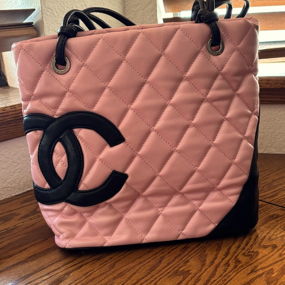 Designer Inspired Shoulder Bag Perfect Condition Item